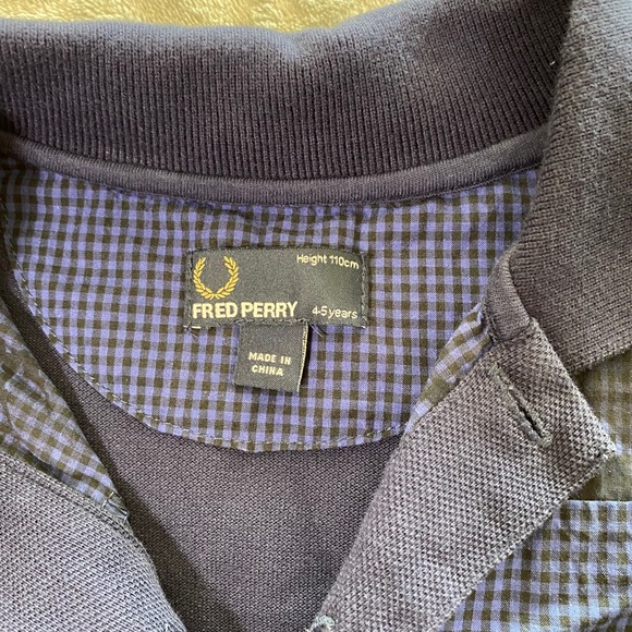 Kids Fred Perry polo size 4/5 - Picture 3 of 5